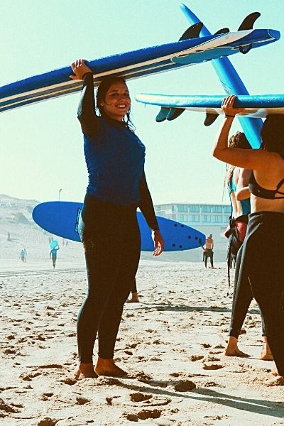 cours de surf entre filles
